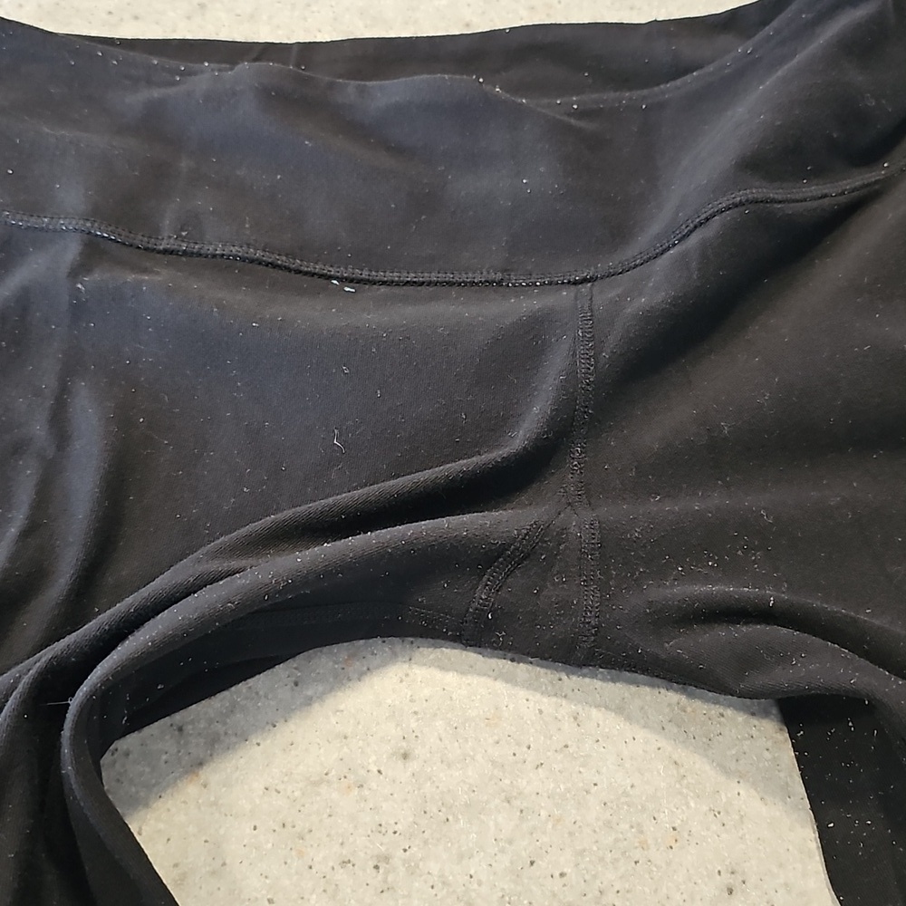 lululemon athletica 29x30 Black Flare Yoga Pants - Picture 5 of 5